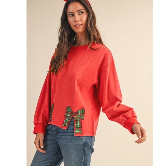 "The Paige" Christmas Plaid Bow Embroidered Slit Sweatshirt - Picture 2 of 4